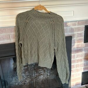 American Eagle ladies sweater size medium.